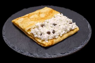 ⁠Crepe with cottage cheese