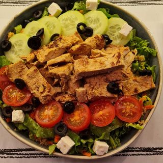 Salada Kebab Frango/Chicken  Kebab Salad