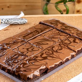 Безглутеново шоколадово брауни с лешников шоколад без захар - 1 парче