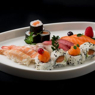 107. Sushi medio