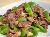 Ternera Con Pimientos Verdes