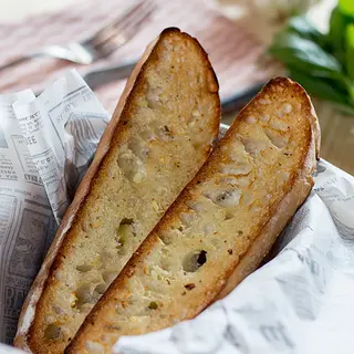 Pane tostato All’Aglio