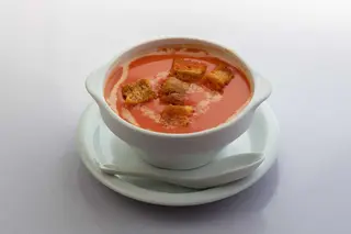 Tomato Rasam (średnio ostre)