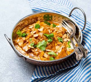 Fish shahi mango korma