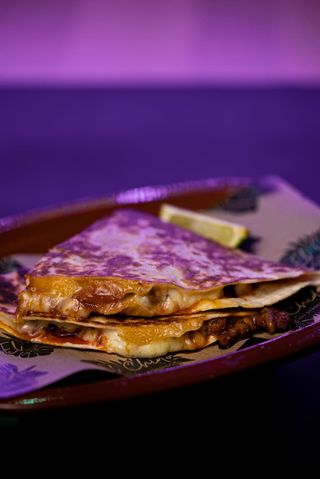 Quesadilla De Tinga De Pollo