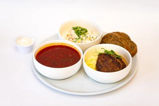 Сет 1. Борщ, котлеты с пюре, салат "Оливье"