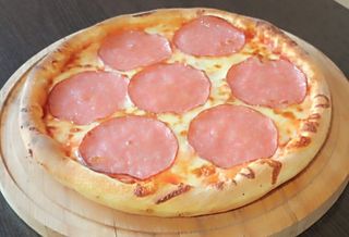 Pizza Sal 500g +gratuit un sos sau un cola\fanta sau o apa