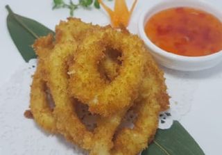 90 Calamari fritti