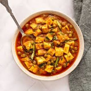 Mater paneer