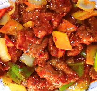 56. Ternera Kon  Bao Con Salsa Picante