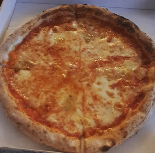 Pizza 4 Formaggi (33 Cm.)