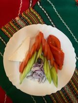 30.Редена салата с краве сирене (350г)