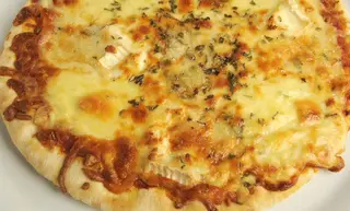 Pizza 4 Quesos (33 Cm.)