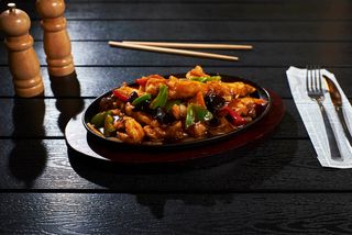 Pui de baltă cu legume