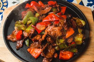 Жаровня с перцем (телятина, 350 гр.)