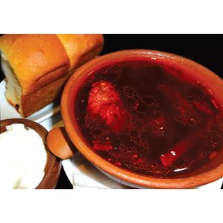 ბორში "პამპუშკებით"