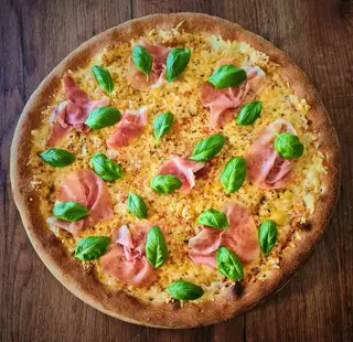 PARMEŃSKA 26 cm