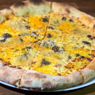 Pizza Quattro Formaggi Ø32cm