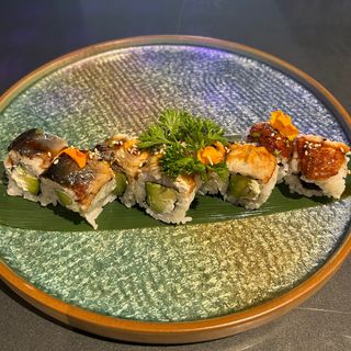 138. Anguila uramaki (8 pzs.)