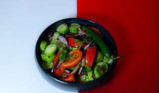 კიტრი პომიდვრის სალათი 300 გრ