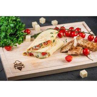 Лаваш з сулугуні та куркою (420г)