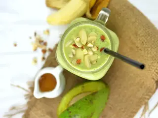 Jus d'Avocat aux Fruits Secs