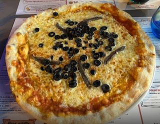 Pizza Napoletana (Mediana)