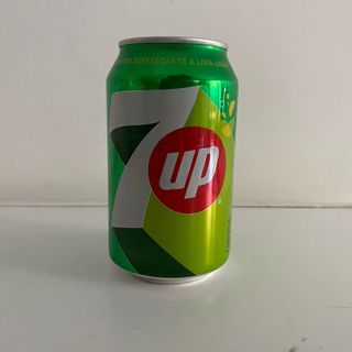 7 UP LIMÃO 