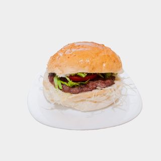 Hamburger + sok po izboru