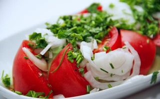 კიტრი-პომიდვრის სალათი