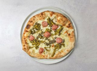 Pizza Salchicha E Friarielli