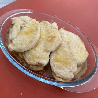Scaloppine di petto di pollo al vino bianco