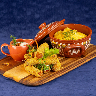 FILE DE SALAU PRAJIT CU MAMALIGA SI MUJDEI