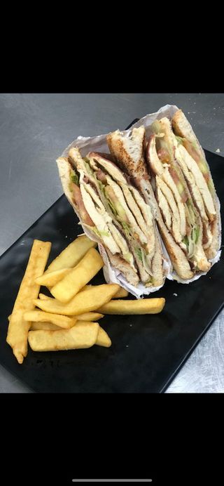 Tramezzini con tonno, maionese e formaggio 5 pezzi