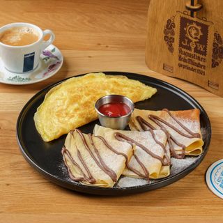 ომლეტი თხელი ბლინით