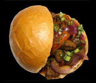 Pan Con Lomo De Ternera