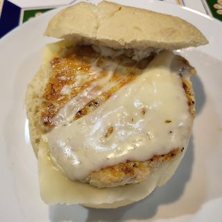 Hamburguesa De Pollo Con Queso