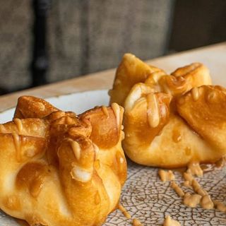 Saquitos de membrillo con ricotta