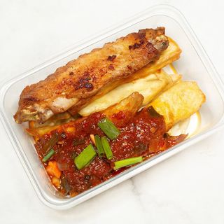 Sweet Potato chips & Chicken