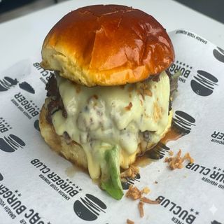 Dirty cheesy burger