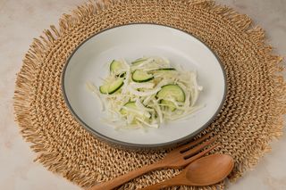 Салат з капусти та огірка (200г)