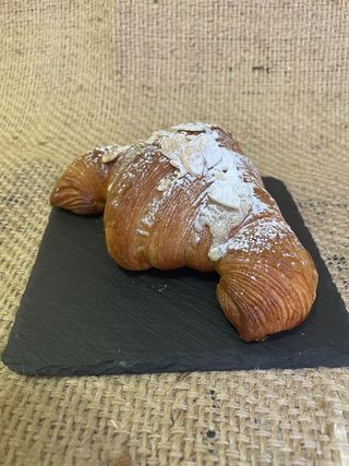 Croissant De Crema De Almendras 