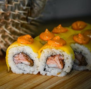 Uramaki Maidagan (8uds)