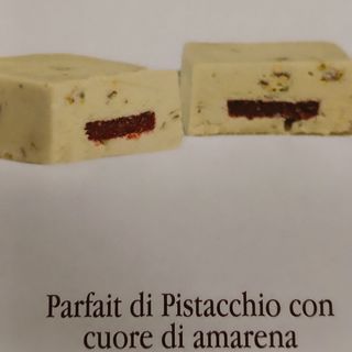 Parfait pistacchio e amarena