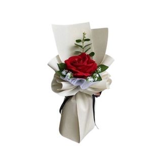 Rosa Rosa Arreglada Con Envoltorio