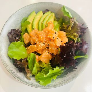 ENSALADA DE SALMON 