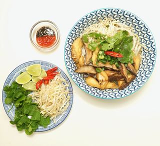 Phở Vegano Con Tofu Y Shitake