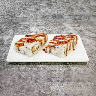 88. Uramaki De Tempura De Pollo Y queso (8 Uds.)