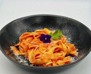 Menú De Pasta With Sauce