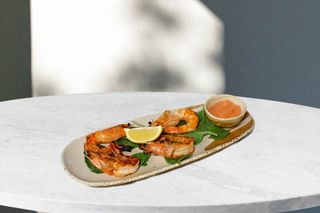 Creveti Tiger la gratar